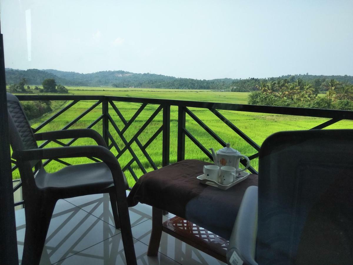 Paddyfield Inn Mananthavady Eksteriør billede